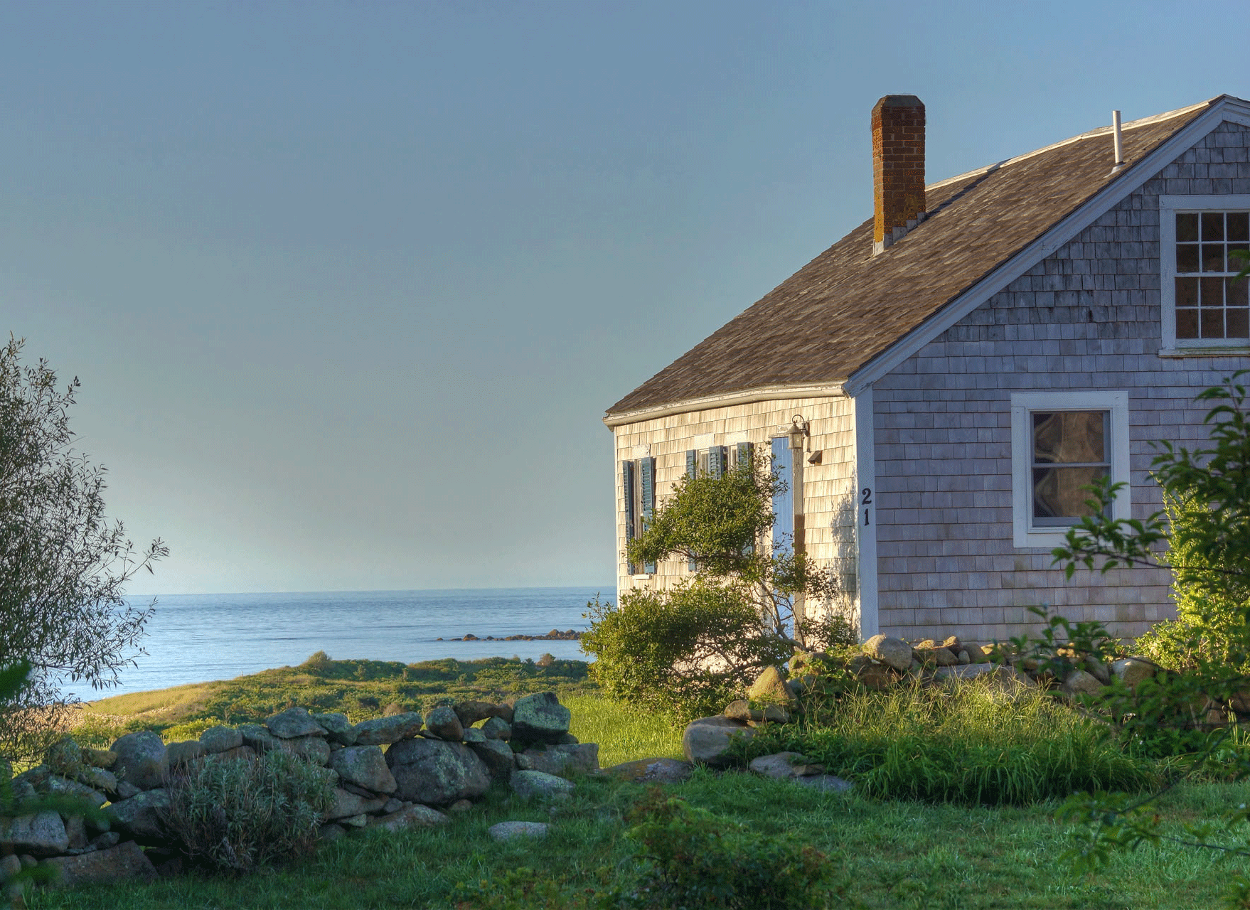 Information about Martha's Vineyard, an island in MA and the six island